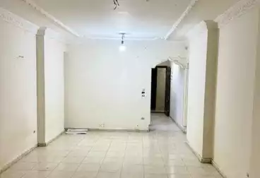 شقق للبيع - 3 غرف - بالدور 3