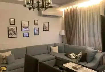 Furnished Apartment For sale - 2 rooms - floor 5