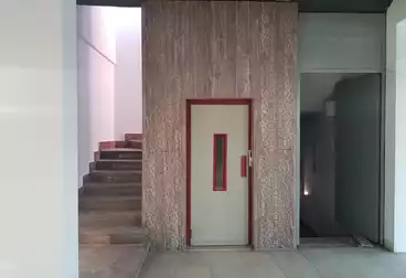 تجاري للإيجار