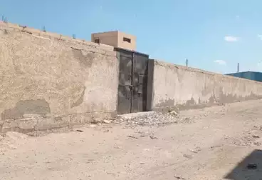 أرض صناعية للبيع