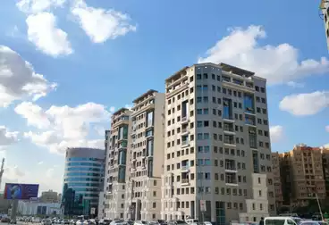 مقر إداري للإيجار - 3 غرف - بالدور 7