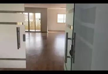 Administrative For rent - 4 rooms - floor 3