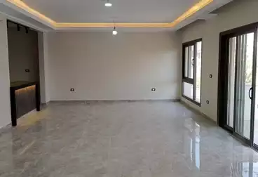 دوبلكس للإيجار - 3 غرف - بالدور 0