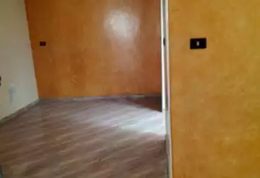 House / Home For sale - 6 rooms