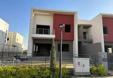 Town House For sale - 3 rooms