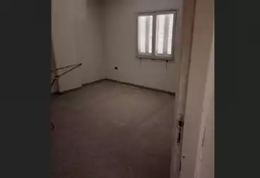 Apartments For sale - 3 rooms - floor 8