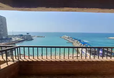 Apartments For sale - 3 rooms - floor 9