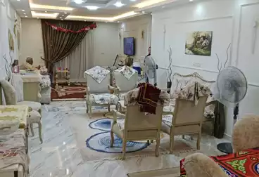 عقارات للبيع - 3 غرف - بالدور 10