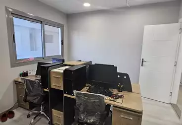 Offices For rent - 3 rooms - floor 2