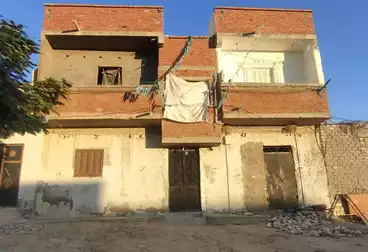 Building For sale - 2 rooms
