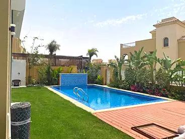 Garden Villa For sale - 5 rooms
