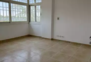 Apartments For sale - 3 rooms - floor 1