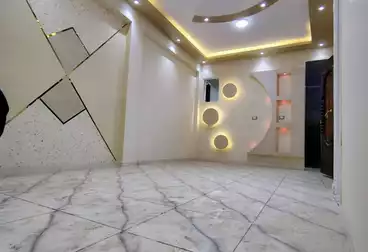 Apartments For sale - 2 rooms - floor 4