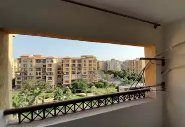 Apartments For rent - 3 rooms - floor 6