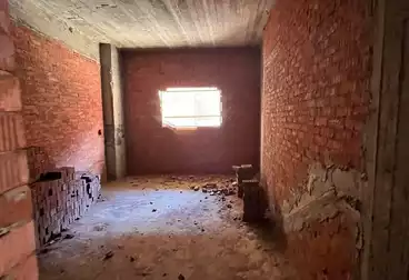 Apartments For sale - 3 rooms - floor 1