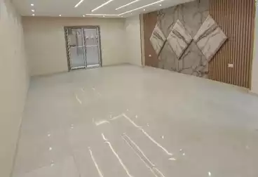 Apartments For sale - 3 rooms - floor 1