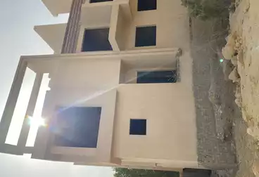 عقارات للبيع - 5 غرف