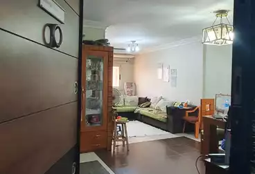 Apartments For sale - 2 rooms - floor 5