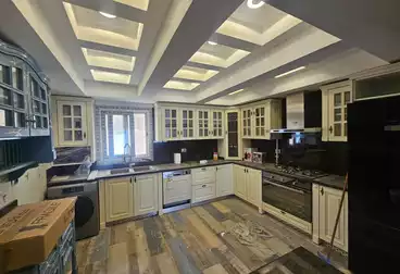 Apartments For rent - 3 rooms - floor 3