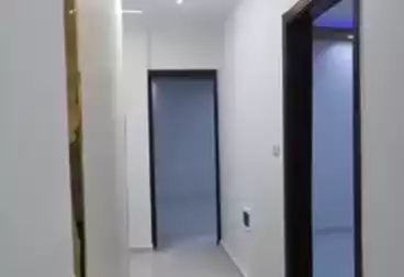 Apartments For sale - 3 rooms - floor 4