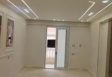 شقق للبيع - 3 غرف - بالدور 8