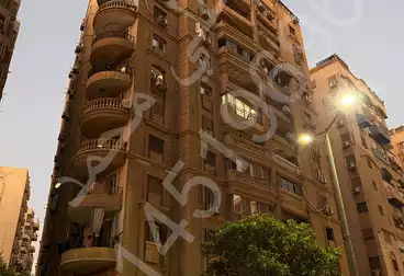 شقق للبيع - 3 غرف - بالدور 4