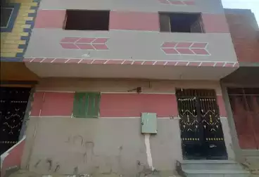 منزل / بيت للبيع - 4 غرف