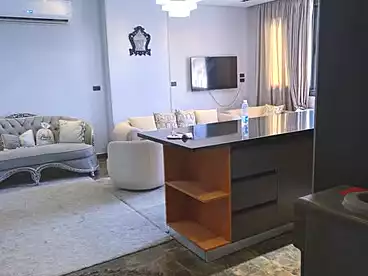 شقق للبيع - 3 غرف - بالدور 8
