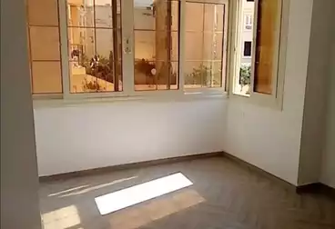 Apartments For sale - 2 rooms - floor 5