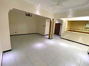 عقارات للبيع - 3 غرف - بالدور 5