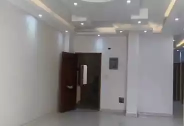 شقق للبيع - 3 غرف - بالدور 1