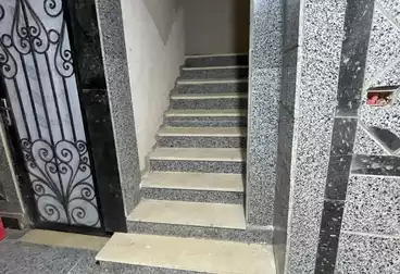 Apartments For sale - 2 rooms - floor 9