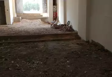 تجاري للبيع