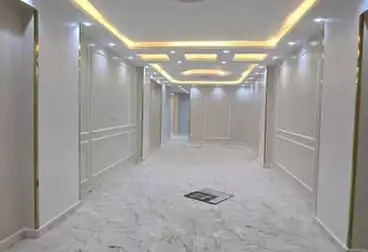 Apartments For sale - 3 rooms - floor 8