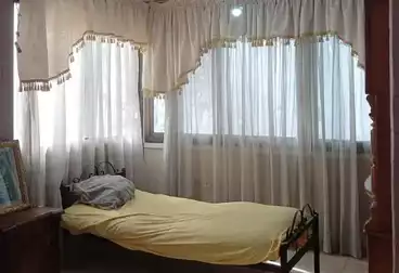 Furnished Apartment For sale - 3 rooms - floor 5