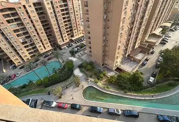 شقق للبيع - 3 غرف - بالدور 10