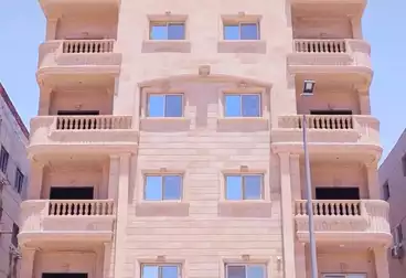 شقق للبيع - 3 غرف - بالدور 1