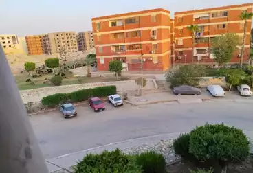 Apartments For sale - 3 rooms - floor 4