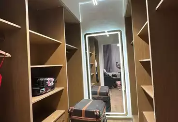 شقق للإيجار - 3 غرف - بالدور 0