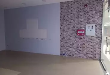 Commercial For sale - floor 0
