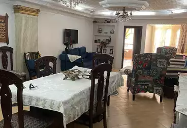 عقارات للبيع - 3 غرف - بالدور 5