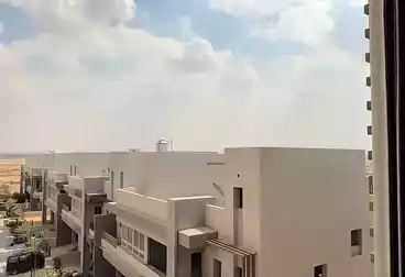 شقق للبيع - 3 غرف - بالدور 2