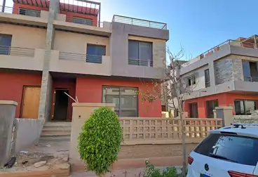 Villas For sale - 4 rooms