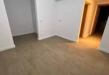Apartments For sale - 4 rooms - floor 3