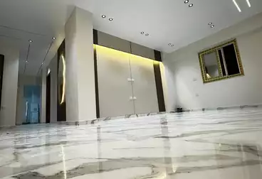 Apartments For sale - 2 rooms - floor 1
