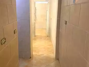 شقق للإيجار - 2 غرف - بالدور 0