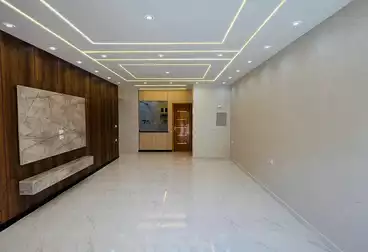 Apartments For sale - 3 rooms - floor 1