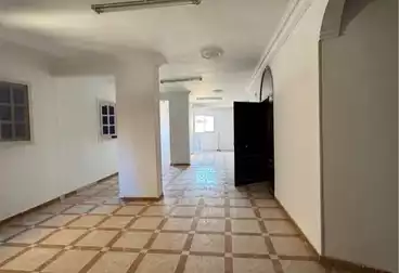 إداري للإيجار - 2 غرف - بالدور 1