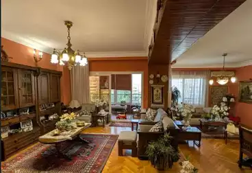 Furnished Apartment For sale - 3 rooms - floor 3