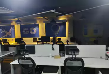 إداري للإيجار - 12 غرف - بالدور 12